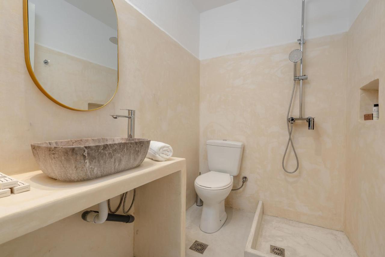 Celestial Seaview Apartments- Apollon Naxos City Exterior foto